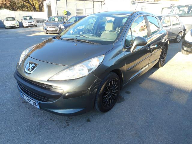 PEUGEOT 207 1.4 HDi 70 pack clim, voiture occasion